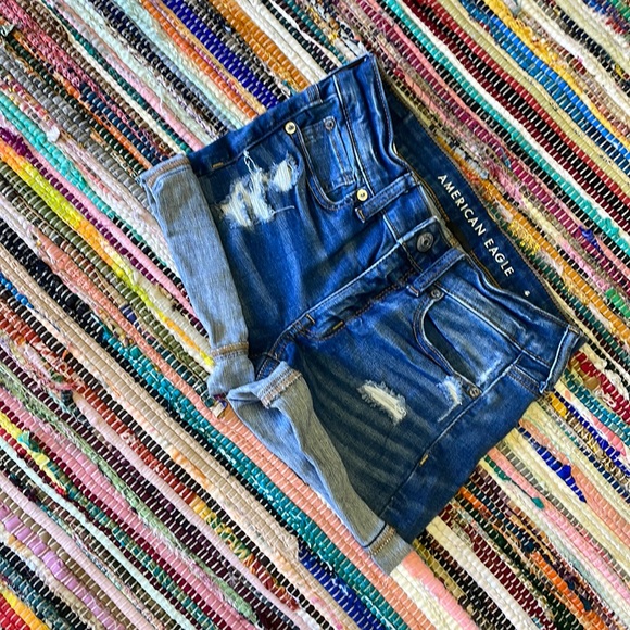 American Eagle Distressed MIDI Denim Shorts- #1812 - Picture 13 of 13